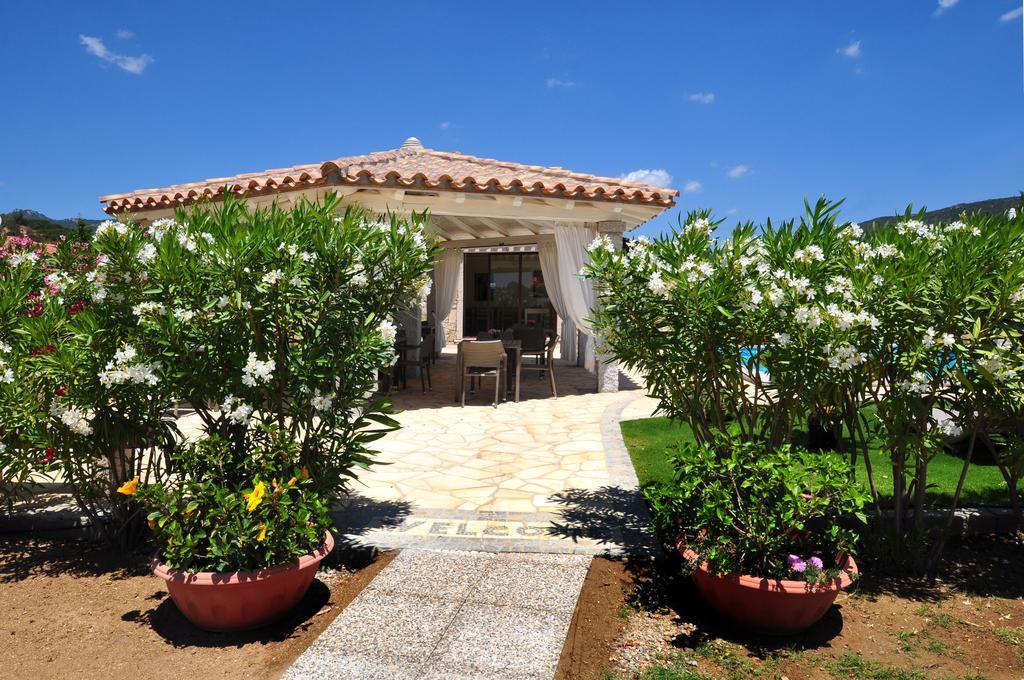 Affittacamere B&B La Villa Dei Graniti Villasimius Exterior photo