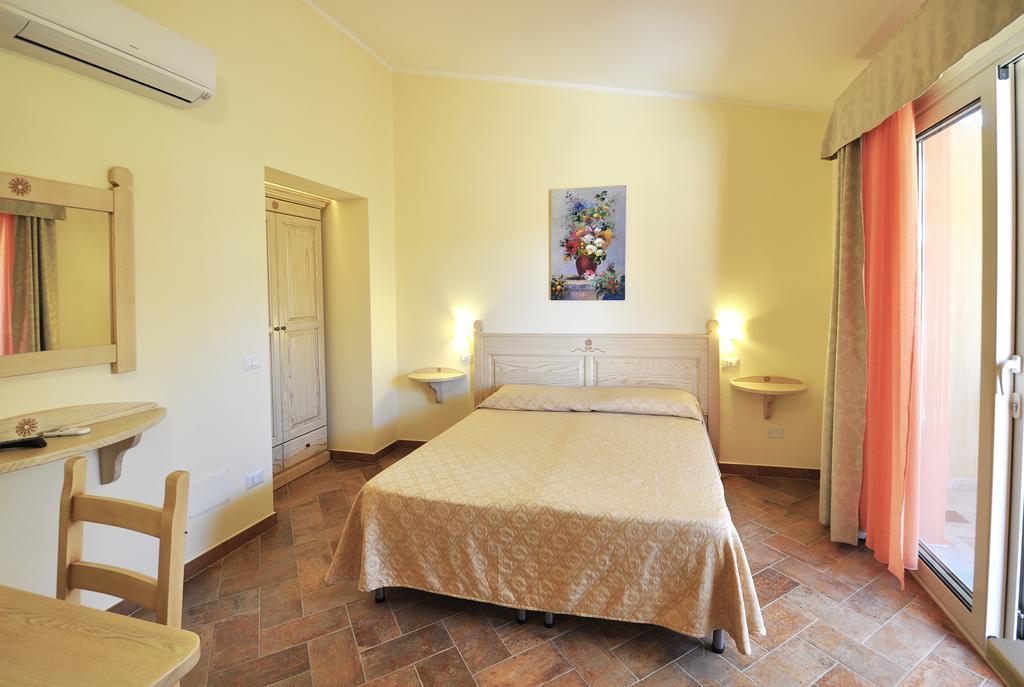Affittacamere B&B La Villa Dei Graniti Villasimius Room photo