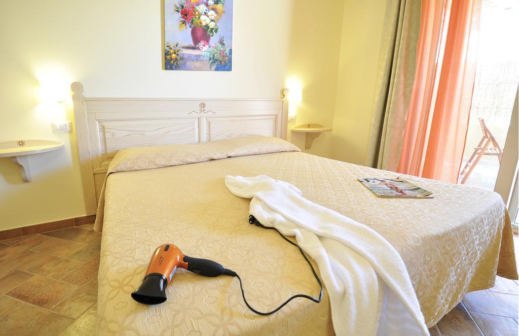Affittacamere B&B La Villa Dei Graniti Villasimius Room photo