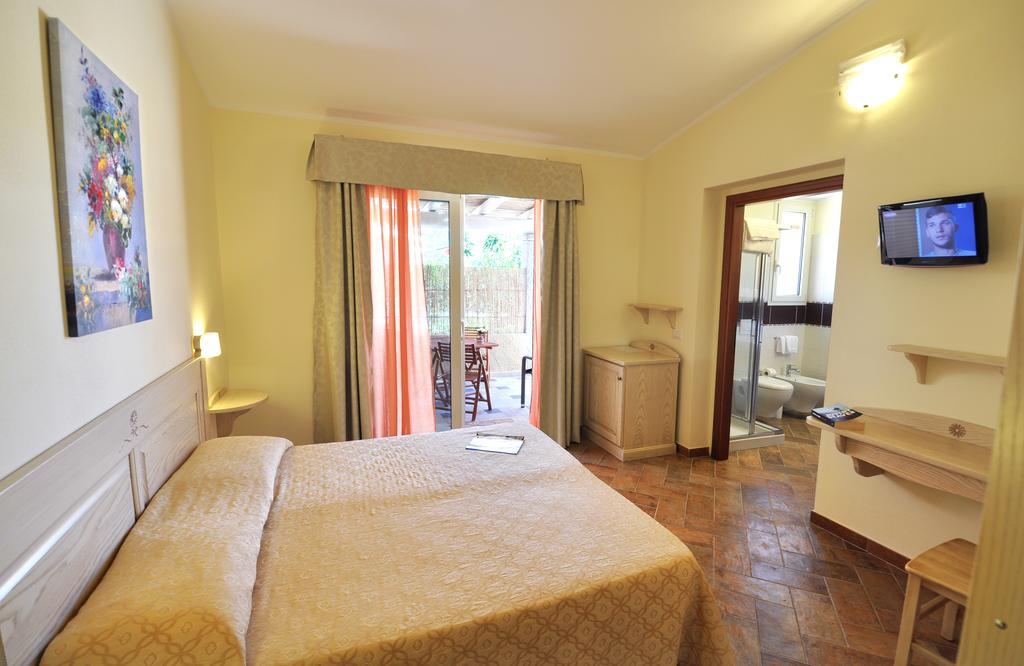 Affittacamere B&B La Villa Dei Graniti Villasimius Room photo