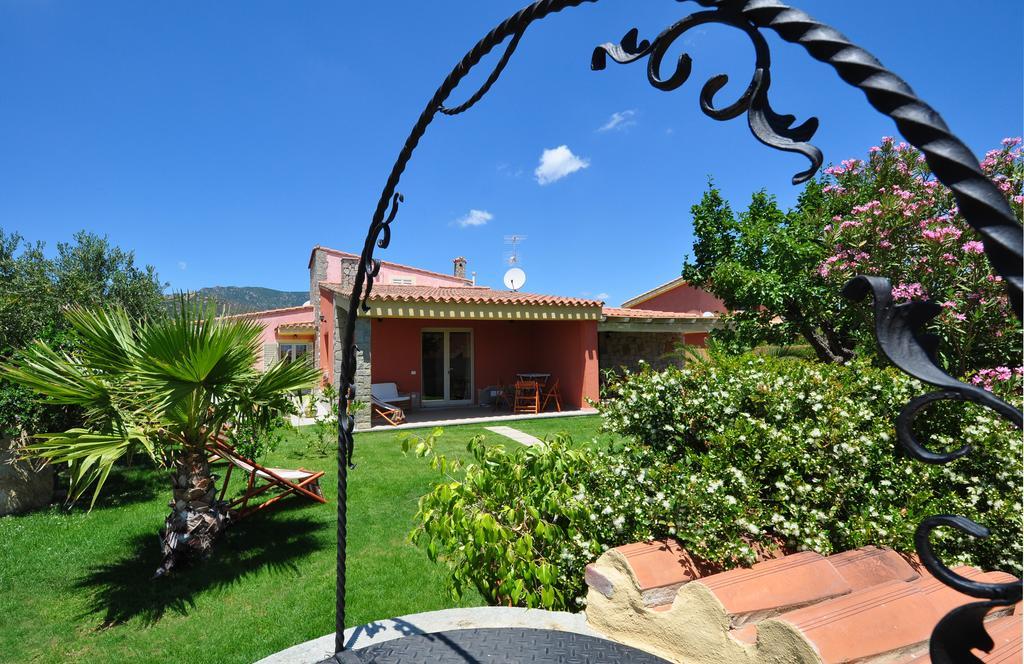 Affittacamere B&B La Villa Dei Graniti Villasimius Exterior photo