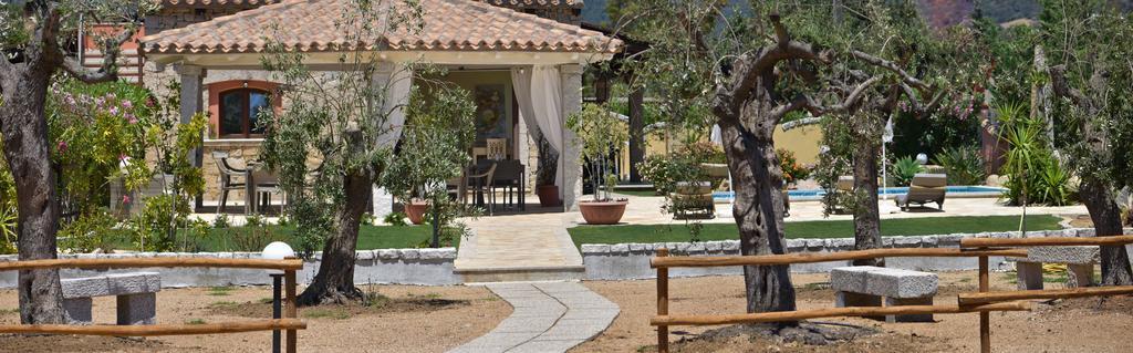 Affittacamere B&B La Villa Dei Graniti Villasimius Exterior photo